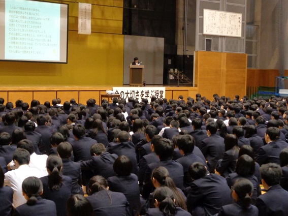 講話の様子 講話の様子